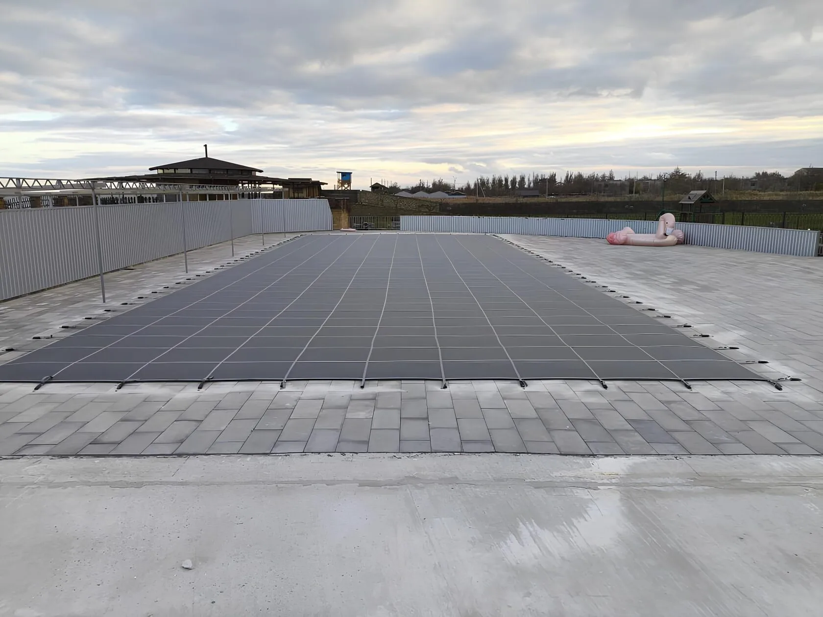 Защитное покрывало для бассейна в Ханты-Мансийске