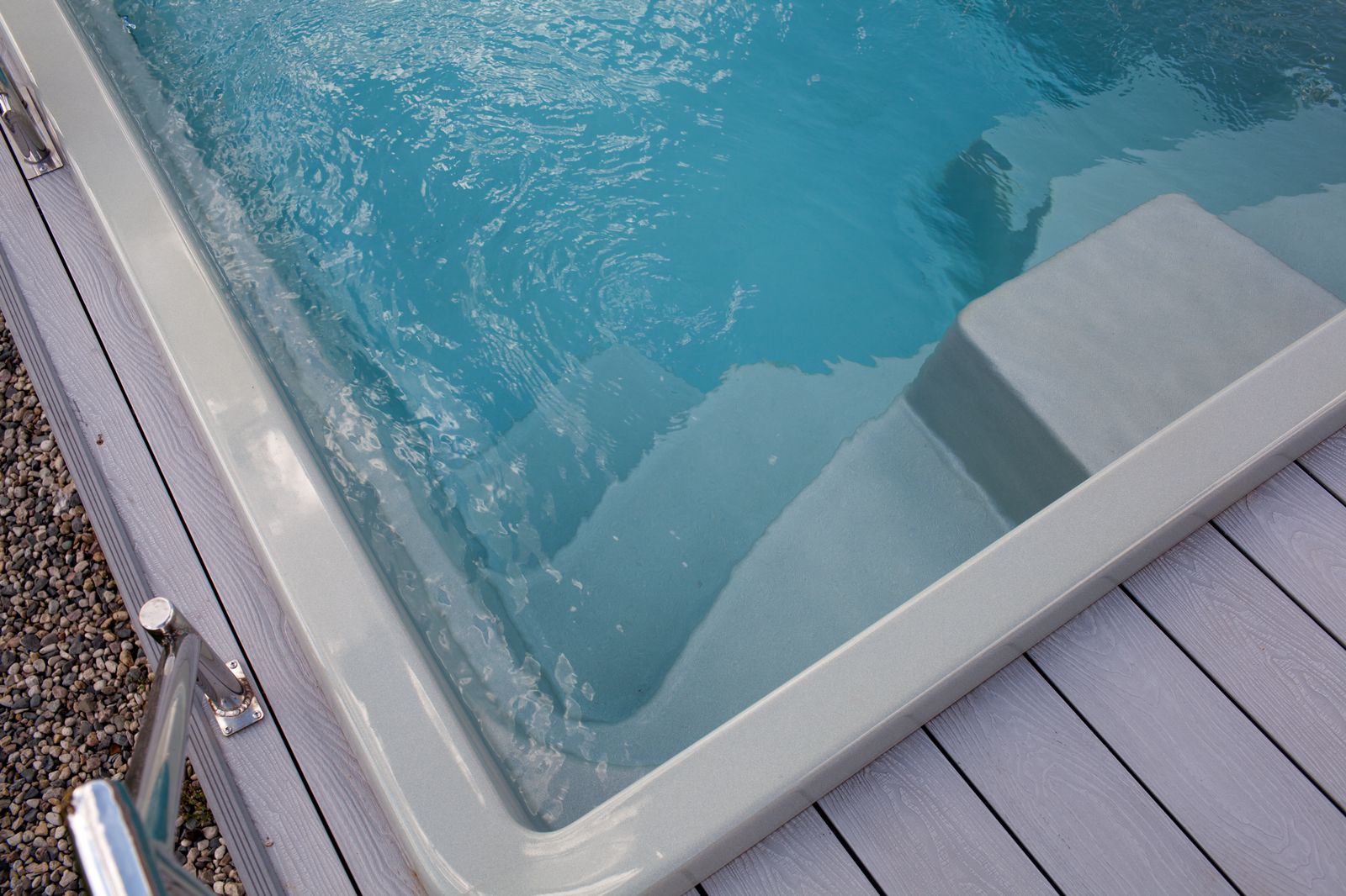 СПА-бассейн — зона отдыха